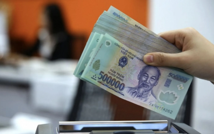 Biến động lãi suất: Gửi tiền tiết kiệm ở Agribank, BIDV, Vietcombank, VietinBank hưởng lãi cao nhất bao nhiêu? - Ảnh 1.