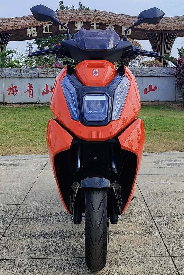 Xe ga 150cc giá 22 triệu đồng đẹp hiện đại, trang bị chẳng kém SH Mode, rẻ hơn cả Vision, chỉ ngang xe số Wave Alpha khuấy đảo thị trường - Ảnh 3. Xe ga 150cc giá 22 triệu đồng đẹp hiện đại, trang bị chẳng kém SH Mode, rẻ hơn cả Vision, chỉ ngang xe số Wave Alpha khuấy đảo thị trường - Ảnh 3.