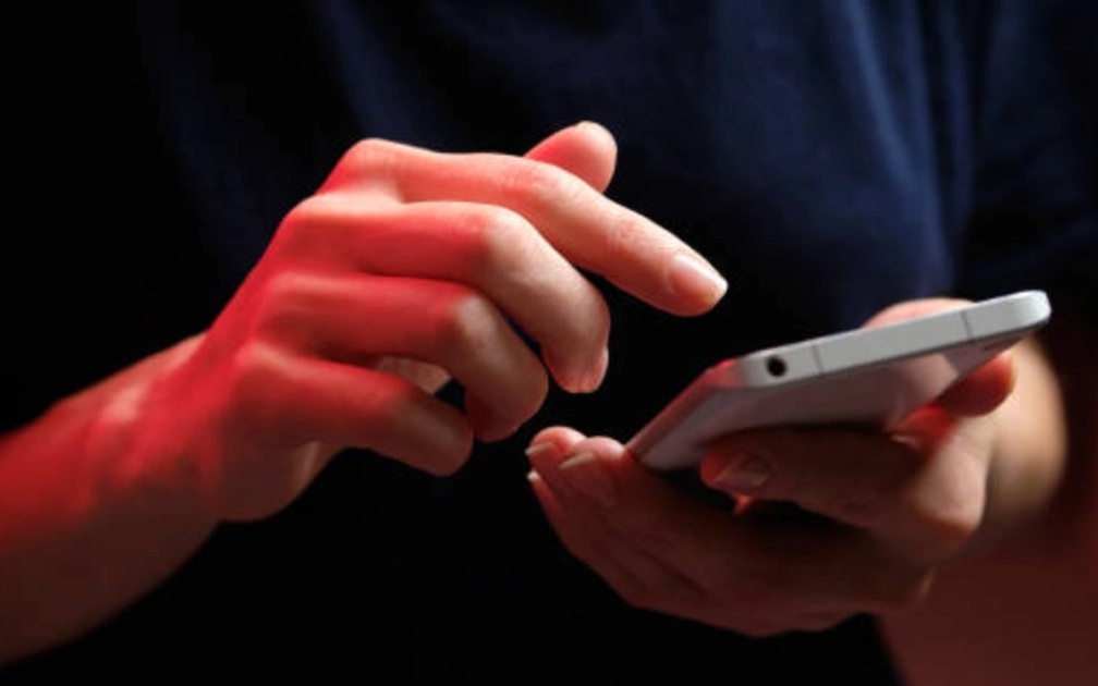 Mẹ gọi tôi là 'của nợ', lớn lên tôi đưa bố thoát khỏi người vợ cay nghiệt này - Ảnh 1.