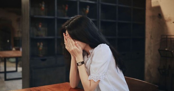 M&ugrave;ng 1 Tết đưa mẹ chồng đi gieo quẻ đầu năm, t&ocirc;i bất ngờ ph&aacute;t hiện ra b&iacute; mật t&agrave;y đ&igrave;nh của em chồng