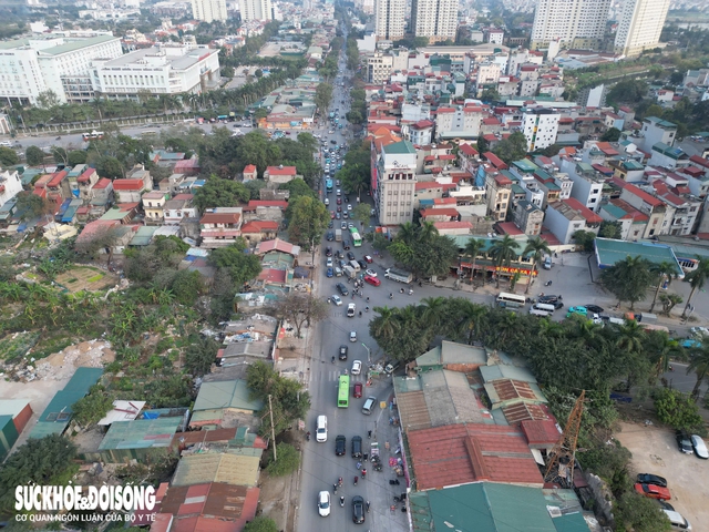 Tin tối 11/2: CSGT Hà Nội khẳng định không gọi điện hướng dẫn người dân tích điểm bằng lái; Diễn biến mới vụ nam shipper bị người đi xe sang Lexus hành hung- Ảnh 6.