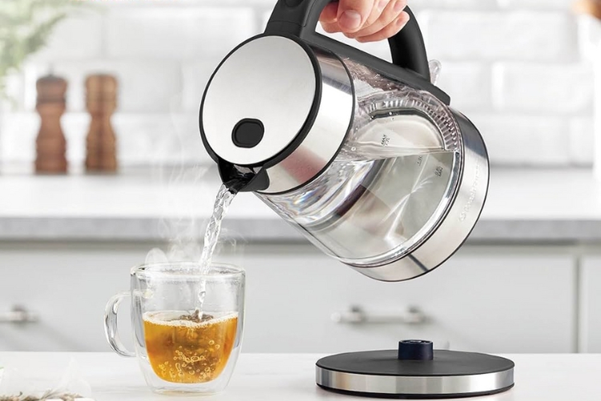 Đây mới là những cách kéo dài tuổi thọ cho ấm siêu tốc và tiết kiệm điện- Ảnh 6. Đây mới là những cách kéo dài tuổi thọ cho ấm siêu tốc và tiết kiệm điện- Ảnh 6.