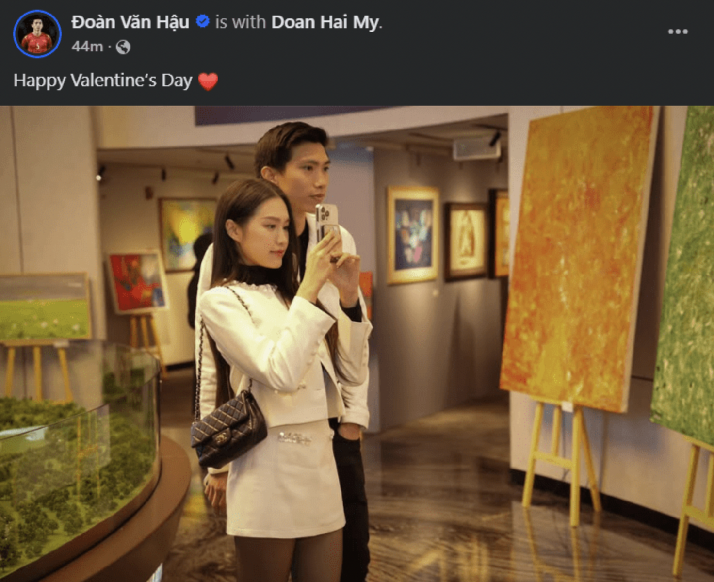 Valentine: Chồng Ngô Thanh Vân và dàn cầu thủ tuyển Việt Nam khoe khoảnh khắc ngọt ngào với 'nửa kia' - Ảnh 8.