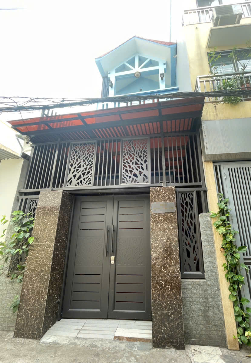 Tìm mua nhà đất cách xa nội đô Hà Nội, người mua bất ngờ với giá gần 300 triệu đồng/m2- Ảnh 7.