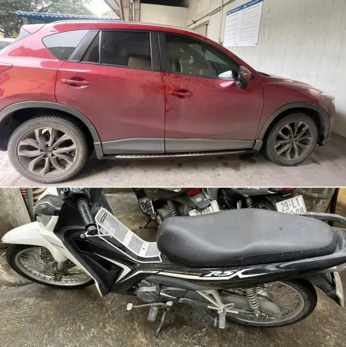 Ô tô kéo lê xe máy trên phố Hà Nội sau va chạm giao thông - Ảnh 2. Ô tô kéo lê xe máy trên phố Hà Nội sau va chạm giao thông - Ảnh 2.