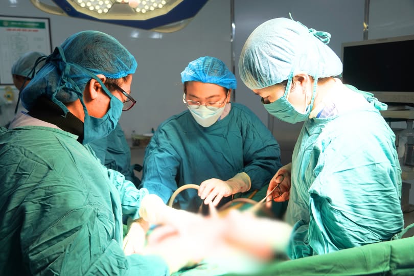 Người phụ nữ 48 tuổi ở Phú Thọ phát hiện u xơ tử cung từ dấu hiệu nhiều chị em Việt bỏ qua- Ảnh 2.