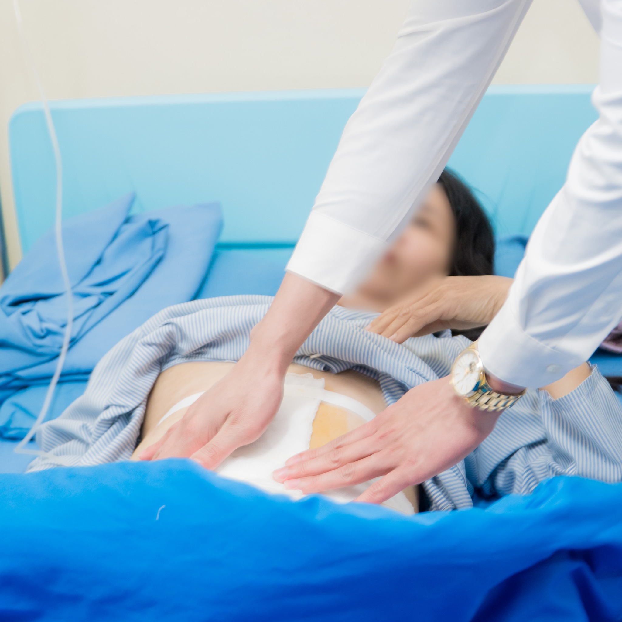 Liên tiếp 2 người phát hiện mắc ung thư đại tràng từ dấu hiệu nhiều người Việt bỏ qua- Ảnh 3. Liên tiếp 2 người phát hiện mắc ung thư đại tràng từ dấu hiệu nhiều người Việt bỏ qua- Ảnh 3.