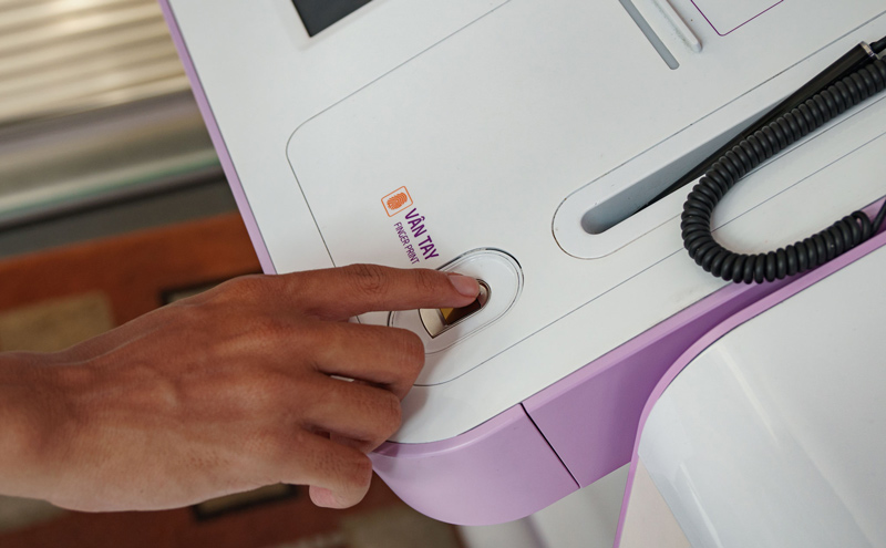 5 cách rút tiền không cần thẻ ATM vô cùng nhanh, tiện lợi- Ảnh 2.