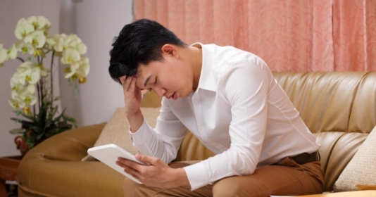 Mỗi tháng đưa vợ 50 triệu, khi tôi hỏi tiền mua đất thì cô ấy đưa ra bảng chi tiêu, làm lộ bí mật suốt 3 năm qua