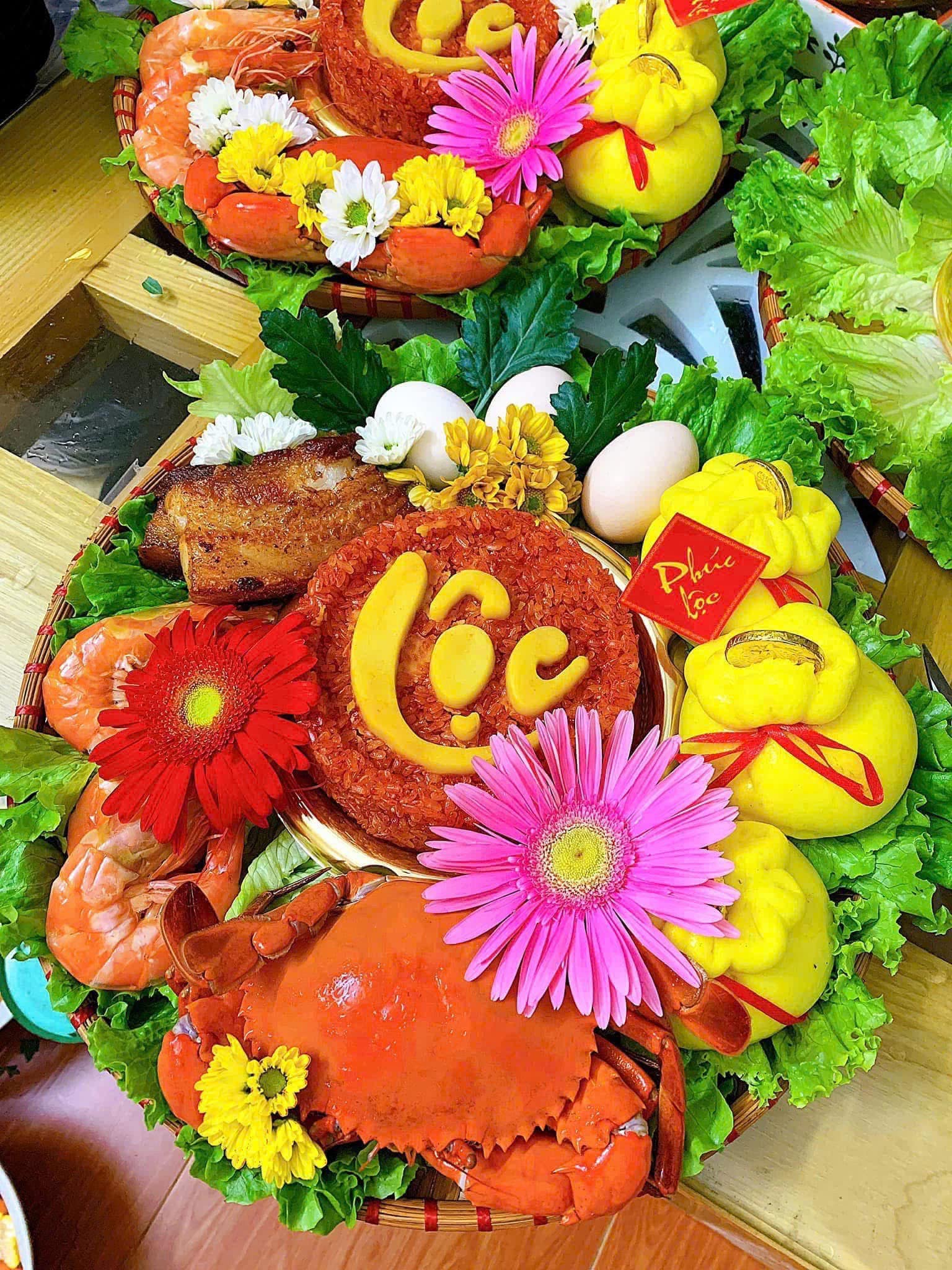 Mâm cỗ tam sên giá vài trăm ngàn đồng hút khách đặt hàng cúng ngày vía Thần Tài - Ảnh 9.
