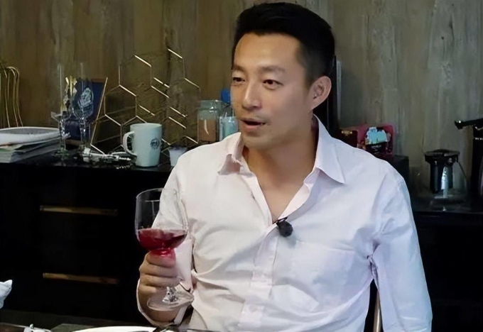 Chồng cũ Từ Hy Viên có gia thế hiển hách và giàu như lời đồn?- Ảnh 3. Chồng cũ Từ Hy Viên có gia thế hiển hách và giàu như lời đồn?- Ảnh 3.