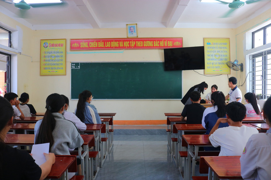Chốt phương án thi tuyển sinh lớp 10 tại Quảng Bình- Ảnh 1. Chốt phương án thi tuyển sinh lớp 10 tại Quảng Bình- Ảnh 1.