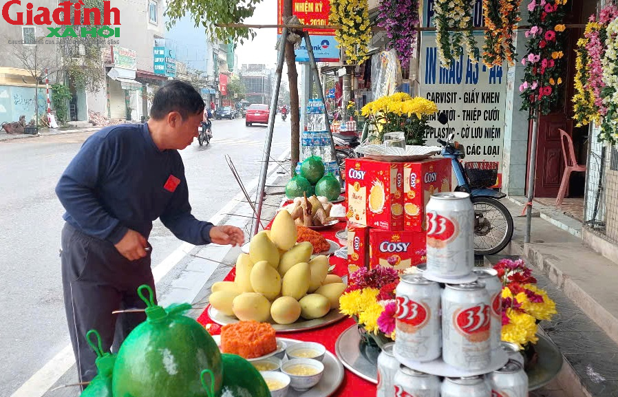 Những hiện tượng kỳ bí về nghi thức xin nước thiêng ngã ba sông ở Lễ hội đền Tranh- Ảnh 25.