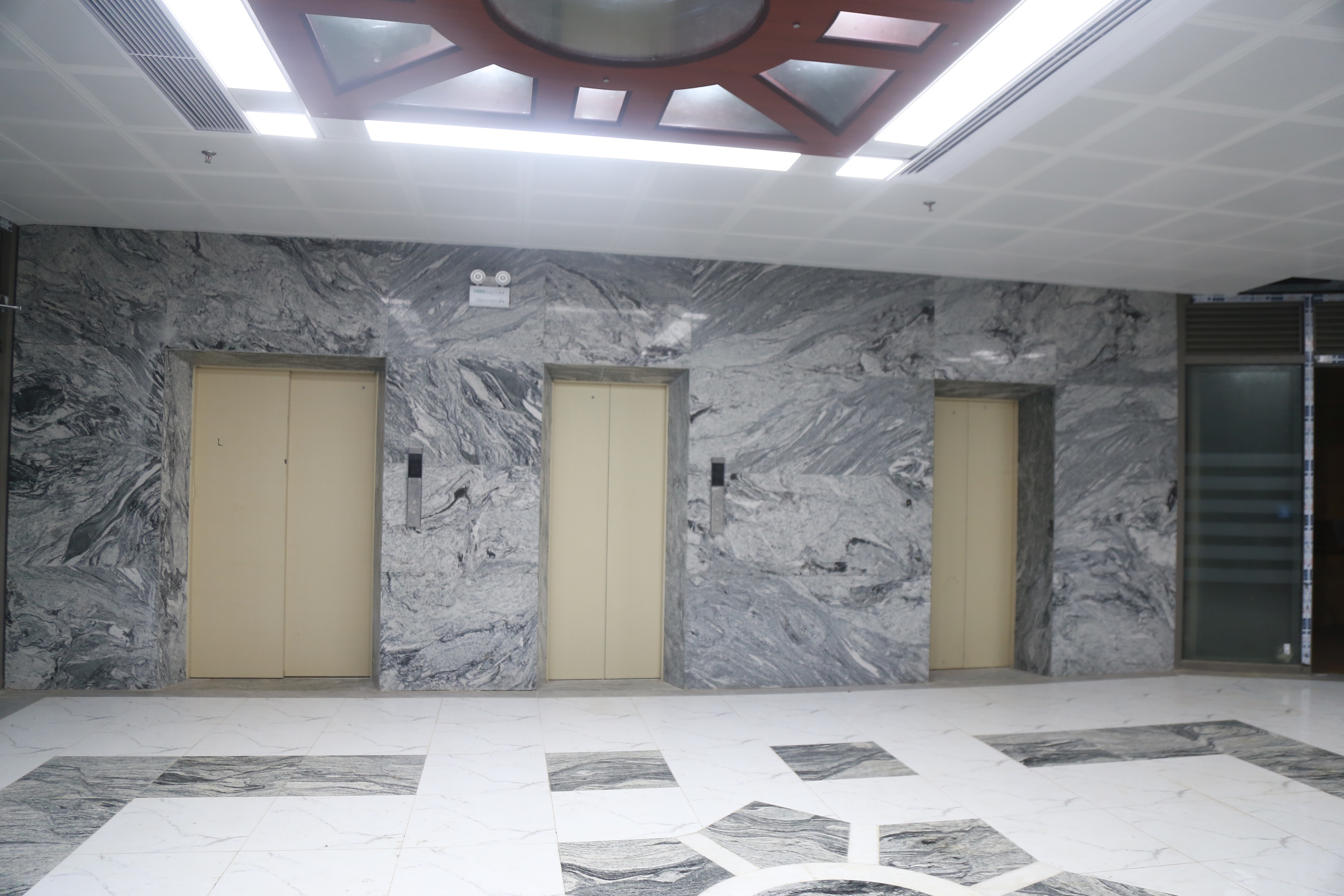 Thâm nhập bên trong Bệnh viện Đa khoa 700 giường ở Nam Định sắp hoàn thiện - Ảnh 6.