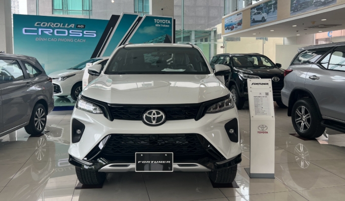 Giá lăn bánh Toyota Fortuner mới nhất thấp chưa từng có, xứng danh xe gầm cao SUV hạng D ăn khách nhất phân khúc- Ảnh 3.