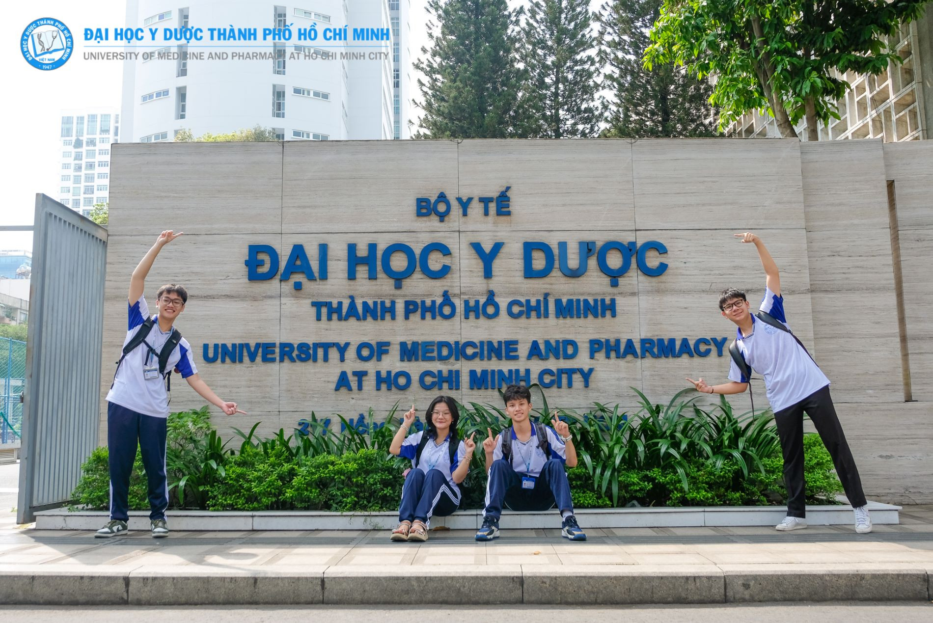 Trường đại học y dược đầu tiên ở Việt Nam có doanh thu nghìn tỷ đồng - Ảnh 1.