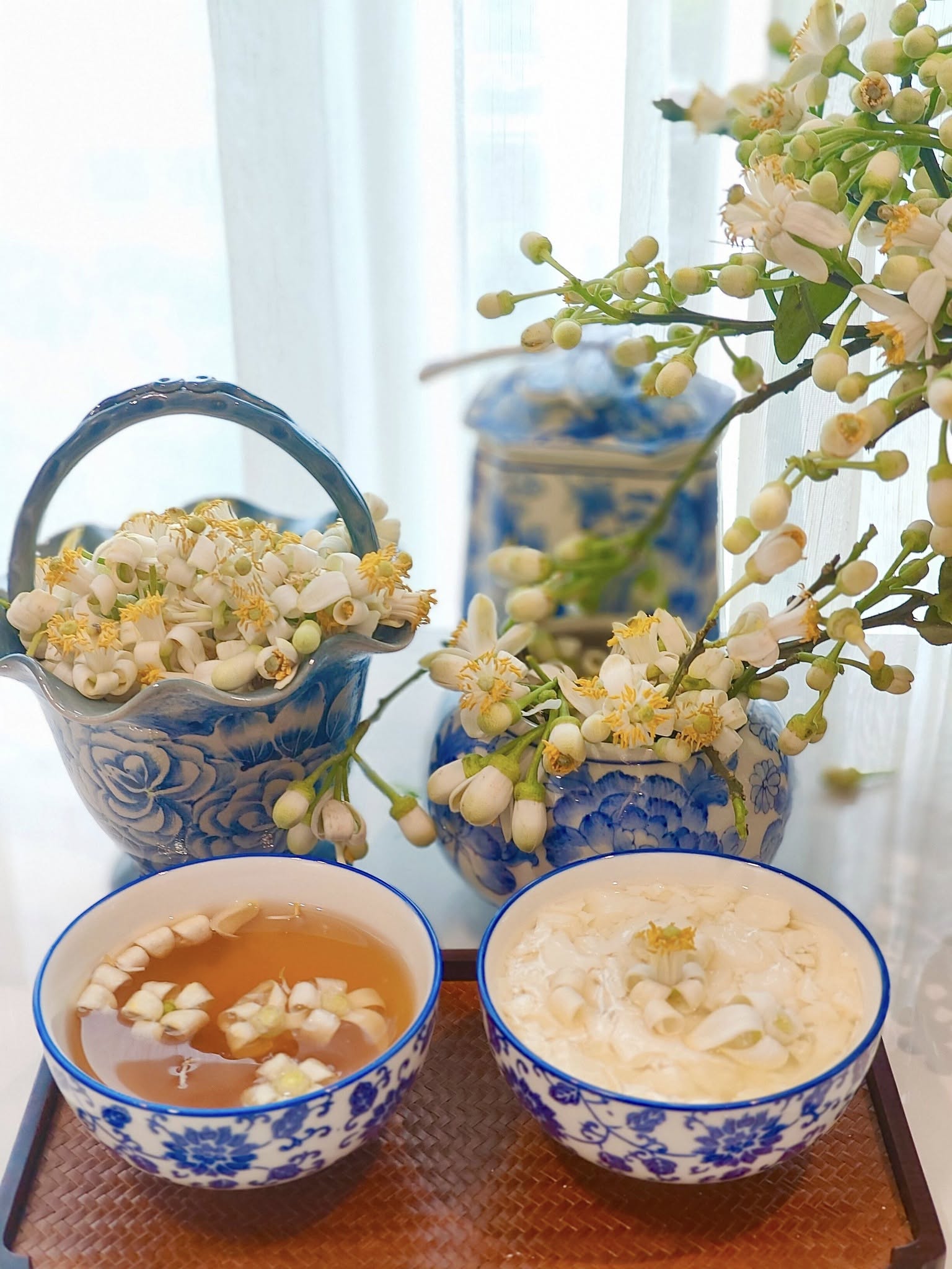 Mãn nhãn những cách cắm hoa bưởi đẹp mê li, thơm phức đầy sinh khí, giúp bạn luôn dồi dào năng lượng và vượng tài lộc- Ảnh 14.