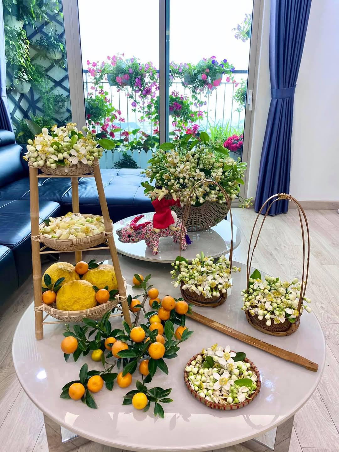 Mãn nhãn những cách cắm hoa bưởi đẹp mê li, thơm phức đầy sinh khí, giúp bạn luôn dồi dào năng lượng và vượng tài lộc- Ảnh 9.