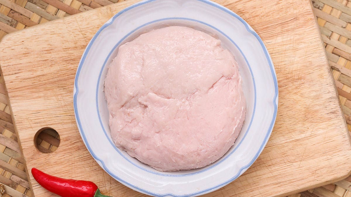 9 bí quyết làm giò chả dai giòn, không bị bở- Ảnh 4.