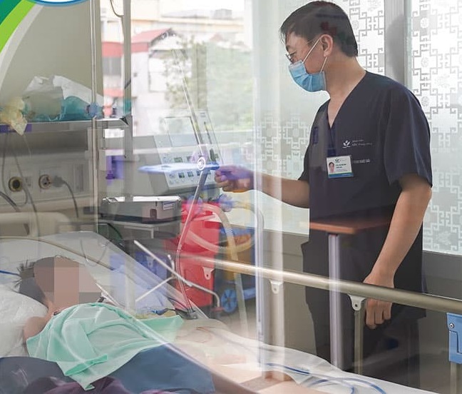 Trẻ 7 tuổi bị bệnh dại do chó nhà cắn, bác sĩ chỉ ra nguy hiểm sự nguy hiểm và cách phòng tránh - Ảnh 1.