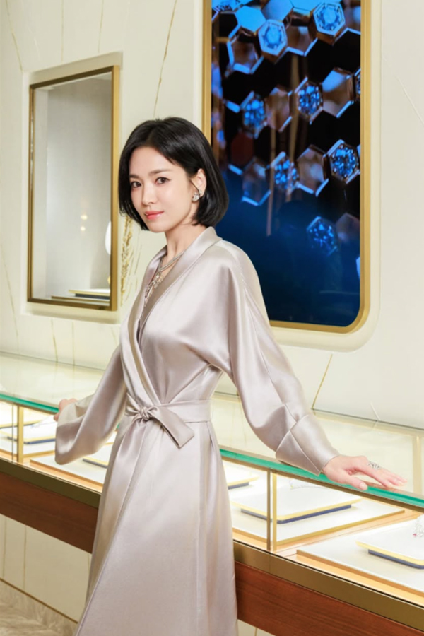 song-hye-kyo-4-1741059640057780182185.jpg