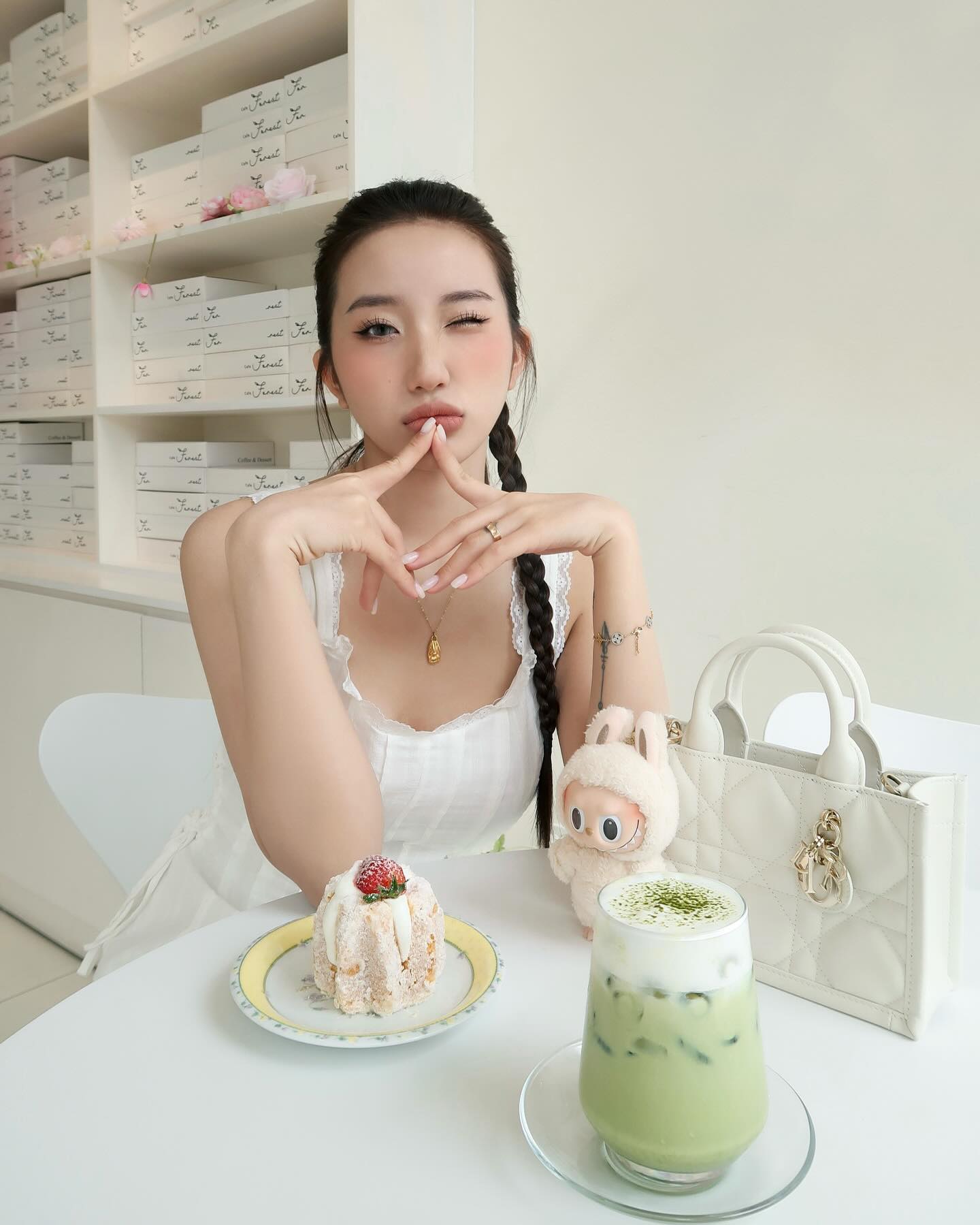 Thiếu phu nhân là hot beauty blogger, clip dưỡng da nào trông cũng xịn và nhiều tiền- Ảnh 10.