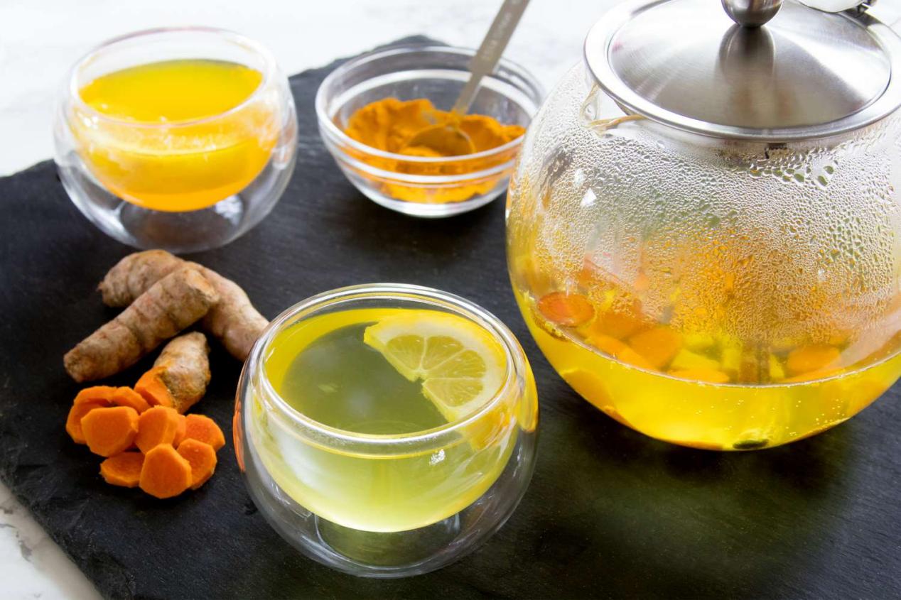 turmeric-tea-recipe-3376435-080-cd2d010456ad4c71bcaa00d032a48f8a