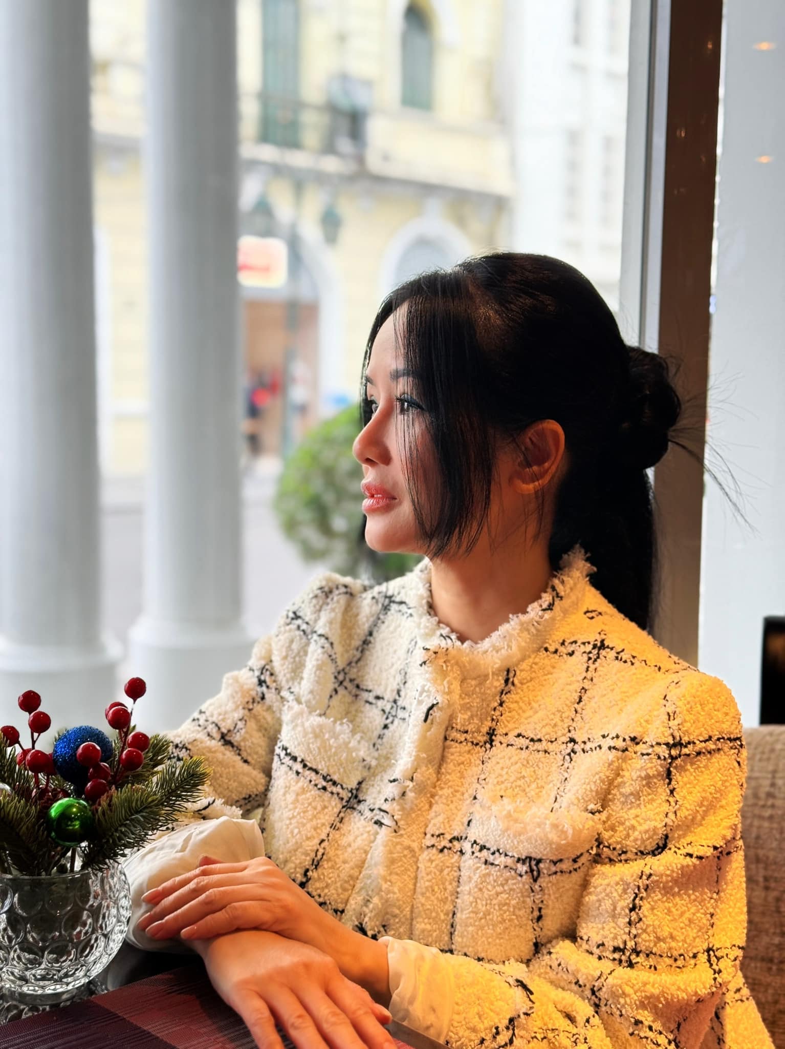 Tâm trạng diva Hồng Nhung khi 'chiến đấu' với ung thư- Ảnh 2. Tâm trạng diva Hồng Nhung khi 'chiến đấu' với ung thư- Ảnh 2.