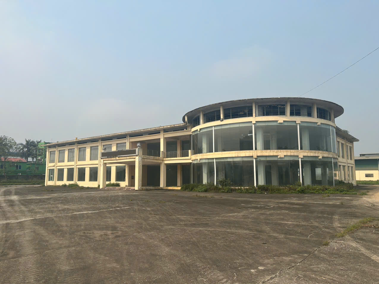 Loay hoay tìm lối thoát cho dự án 17 tỷ sau nhiều năm bỏ hoang- Ảnh 3. Loay hoay tìm lối thoát cho dự án 17 tỷ sau nhiều năm bỏ hoang- Ảnh 3.