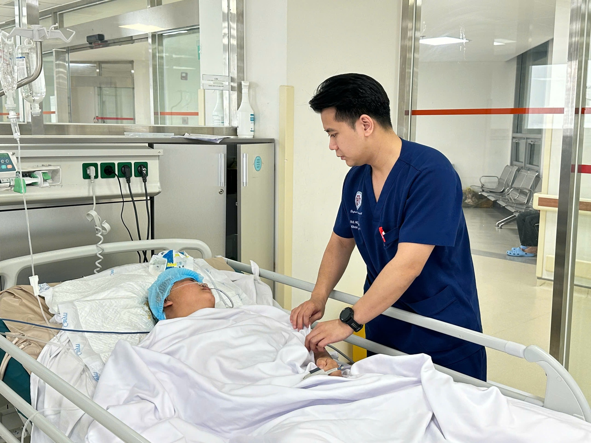 Liên tiếp 2 người phụ nữ trẻ bị đột quỵ thừa nhận một sai lầm nhiều người Việt mắc phải - Ảnh 3.