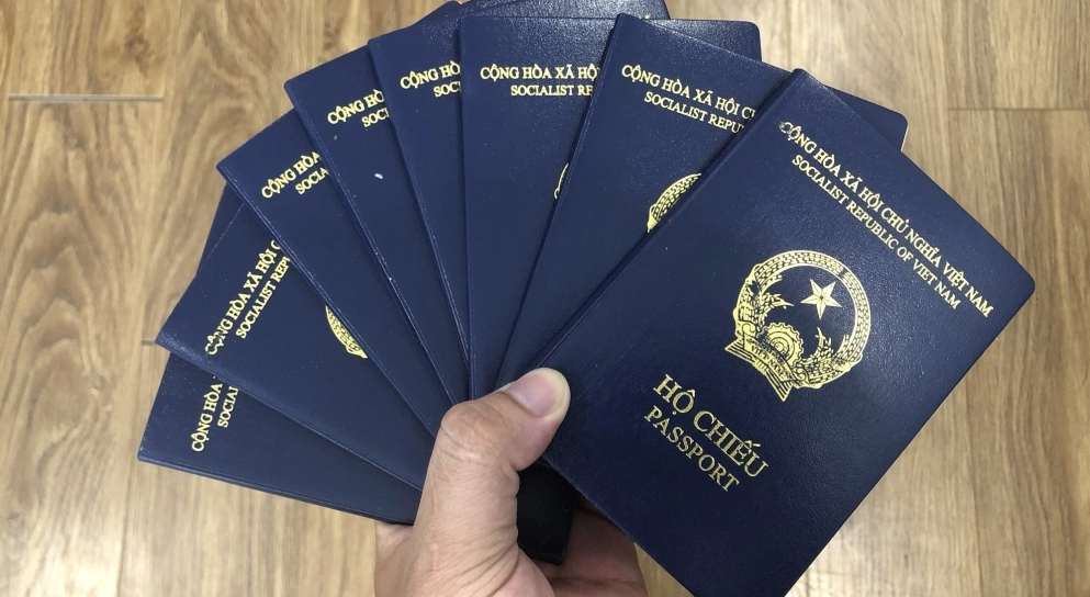 Hết ngày 31/12/2025, người làm hộ chiếu (passport) sẽ không được hưởng quyền lợi đặc biệt này  - Ảnh 2.