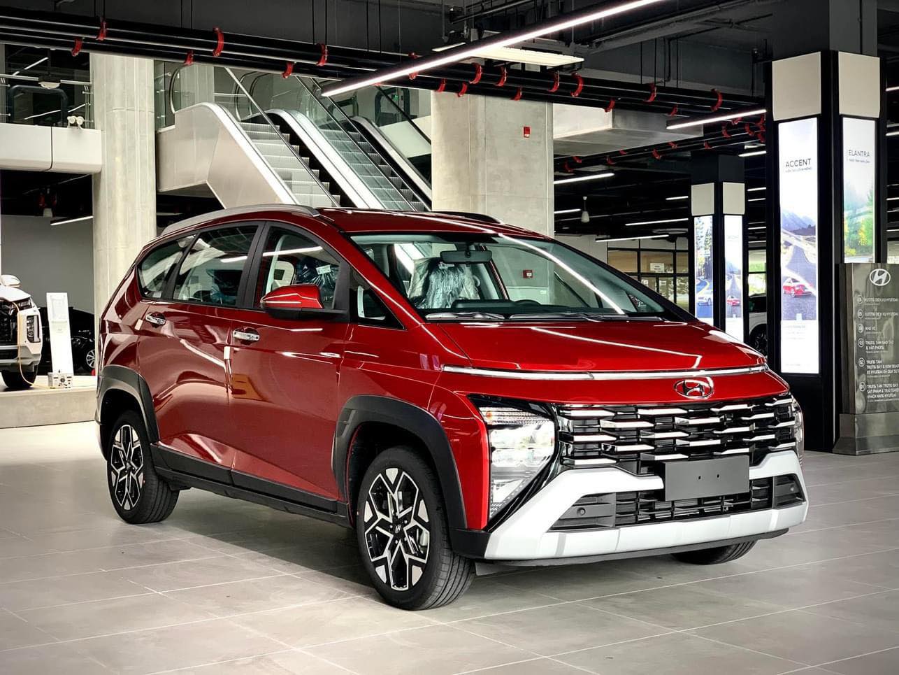 Xe ô tô đa dụng MPV giảm giá sốc còn 449 triệu đồng sánh ngang Mitsubishi Xpander, giá tương đồng xe hạng A Hyundai Grand i10 - Ảnh 3.