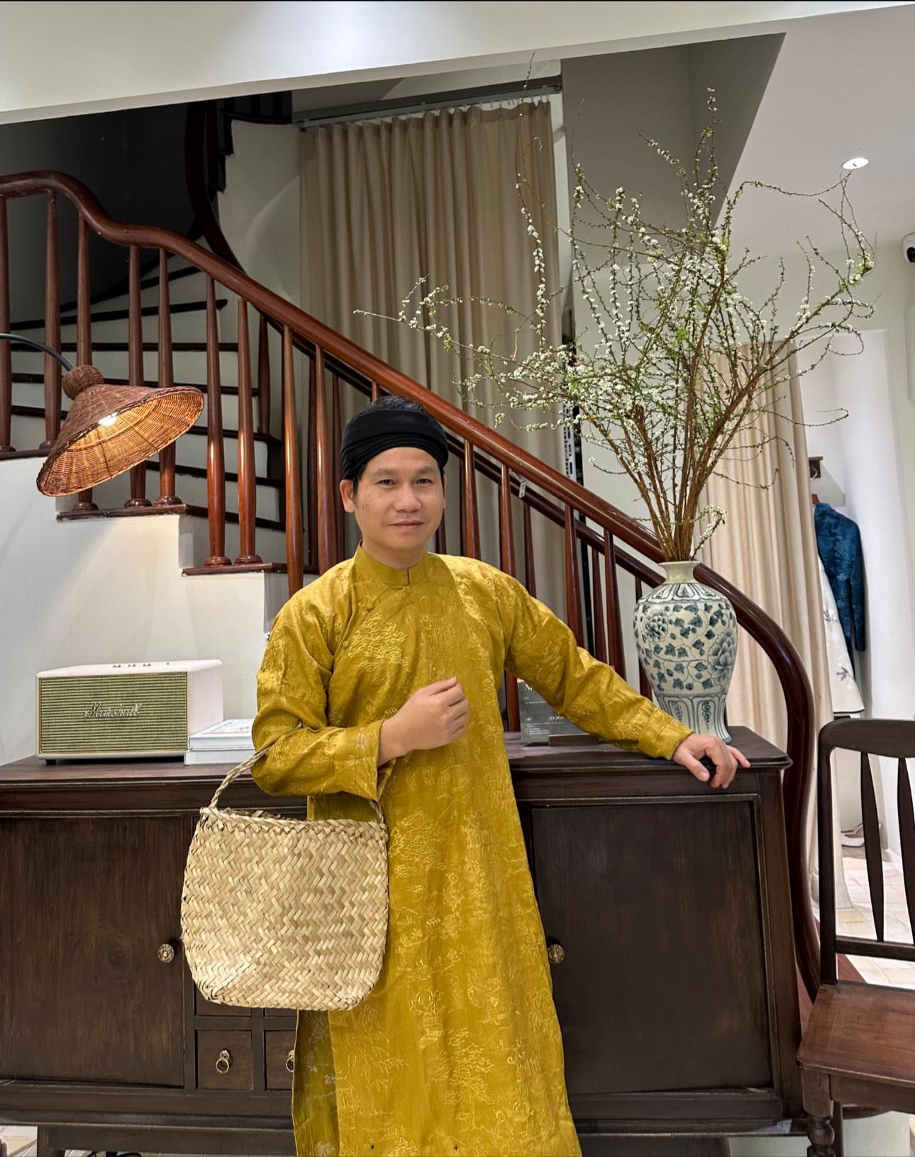 Nam ca sĩ dòng nhạc đỏ quê Thanh Hóa có cuộc sống đời thực bình yên bên vợ đẹp, con ngoan- Ảnh 6.