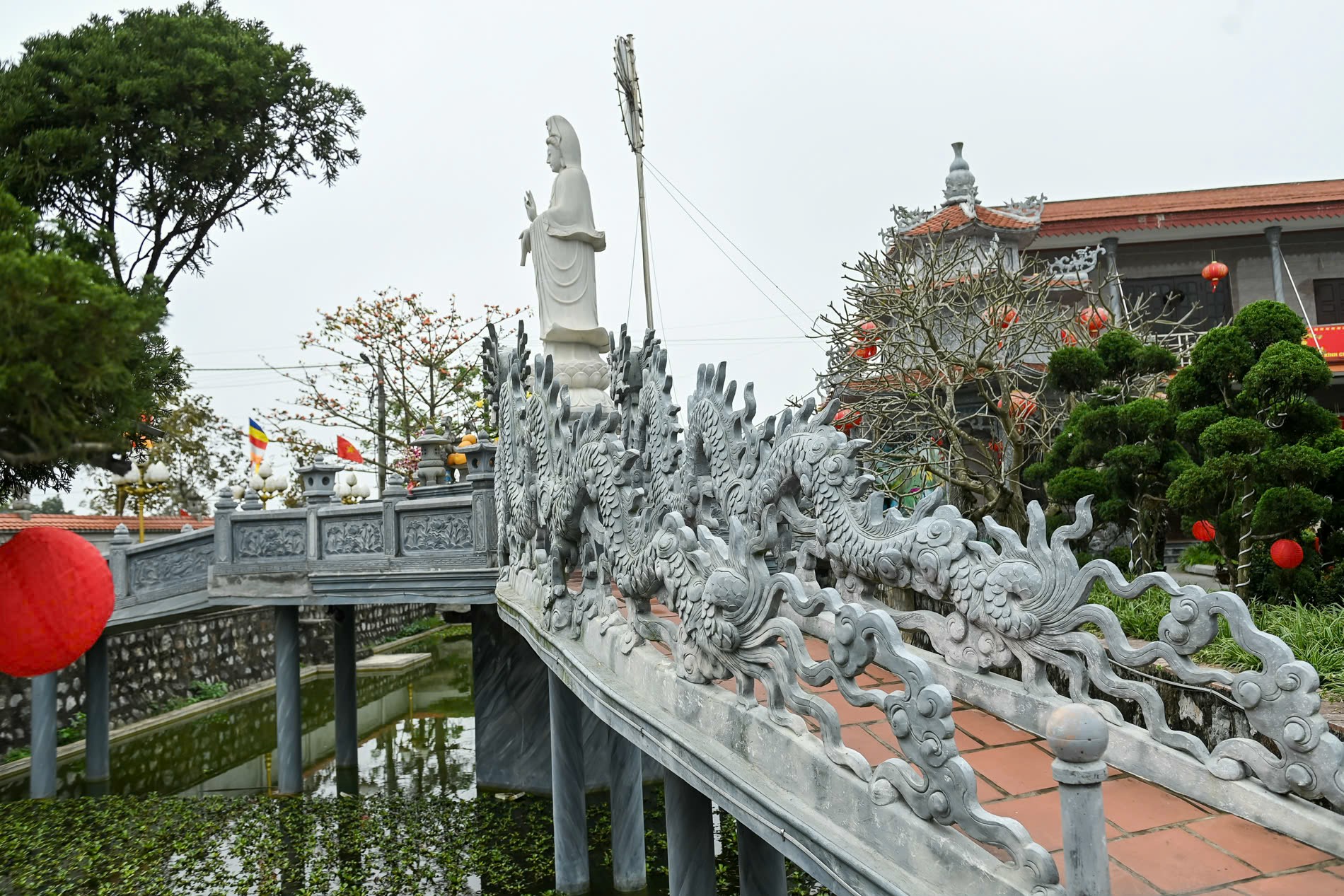 Chiêm ngưỡng tượng Phật bằng đá xanh nặng 3.000 tấn ở Nam Định- Ảnh 2.