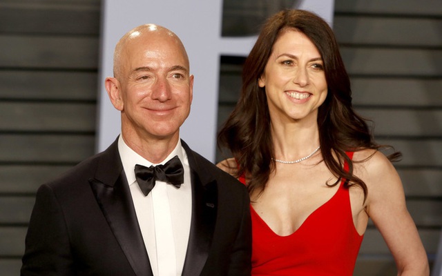 Bé gái mồ côi may mắn nhất thế giới: Được tỷ phú Jeff Bezos nhận nuôi, thừa hưởng khối tài sản hàng tỷ USD- Ảnh 4. Bé gái mồ côi may mắn nhất thế giới: Được tỷ phú Jeff Bezos nhận nuôi, thừa hưởng khối tài sản hàng tỷ USD- Ảnh 4.