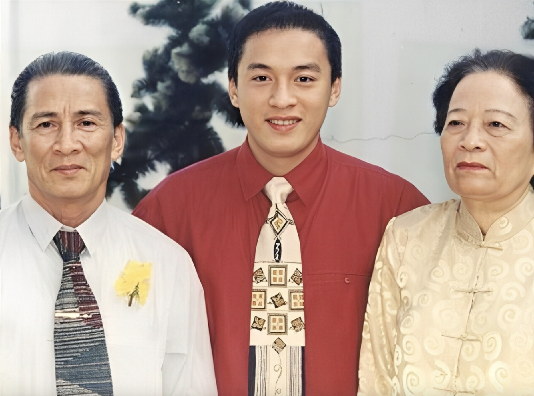 Mẹ ruột Lam Trường qua đời, bà xã nam ca sĩ đăng khoảnh khắc ý nghĩa - Ảnh 1.