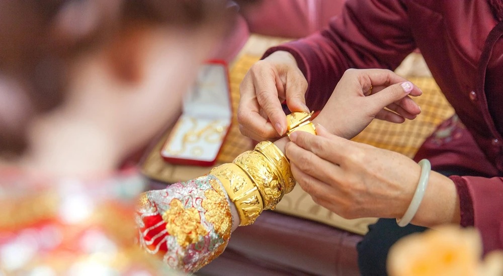Chia tay sau 7 năm yêu, bạn trai lấy vợ mới chỉ sau một tháng: Cô hối hận vì đã im lặng trước yêu cầu vô lý bố mẹ khi trước - Ảnh 2. Chia tay sau 7 năm yêu, bạn trai lấy vợ mới chỉ sau một tháng: Cô hối hận vì đã im lặng trước yêu cầu vô lý bố mẹ khi trước - Ảnh 2.