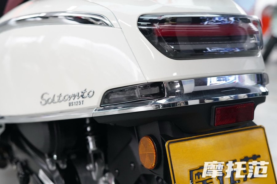 Xe ga 125cc giá 35 triệu đồng cổ điển cực cuốn hút, đẹp tựa Vespa, rẻ ngang Vision- Ảnh 5.