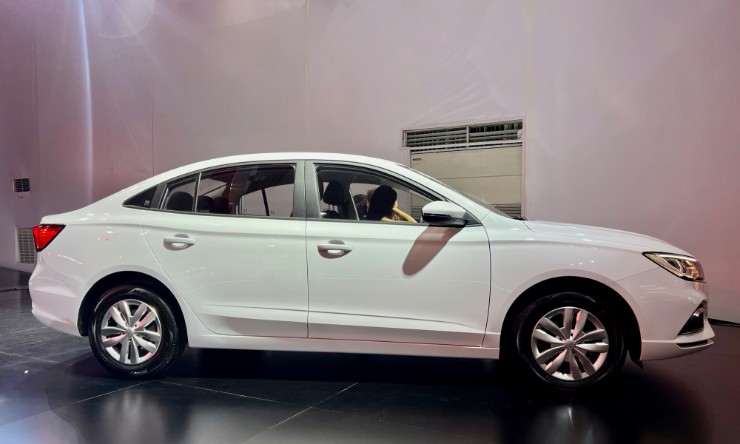 Xe sedan hạng C giá rẻ dưới 600 triệu đồng, có loại thậm chí thấp hơn cả xe hạng B: Chọn Kia K3 hay MG New MG5 ?- Ảnh 4. Xe sedan hạng C giá rẻ dưới 600 triệu đồng, có loại thậm chí thấp hơn cả xe hạng B: Chọn Kia K3 hay MG New MG5 ?- Ảnh 4.