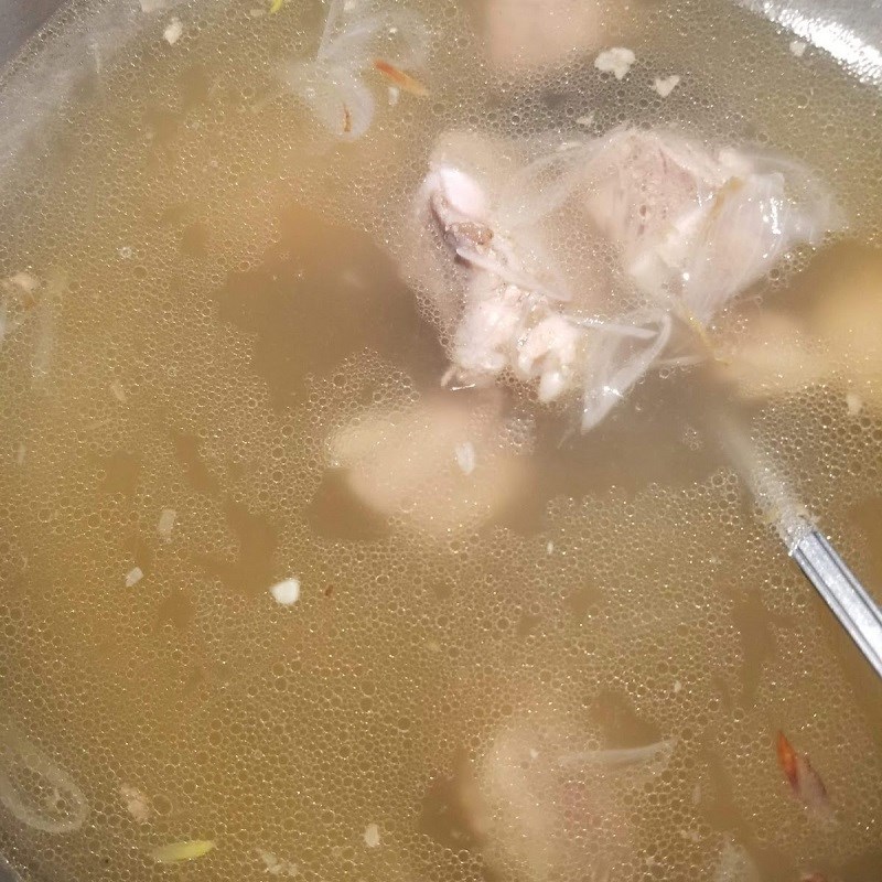 Món canh Siêu mẫu Huỳnh Thanh Tuyền ăn để phục hồi tóc, làm đẹp da sau các lần sinh nở cực dễ làm!- Ảnh 13.