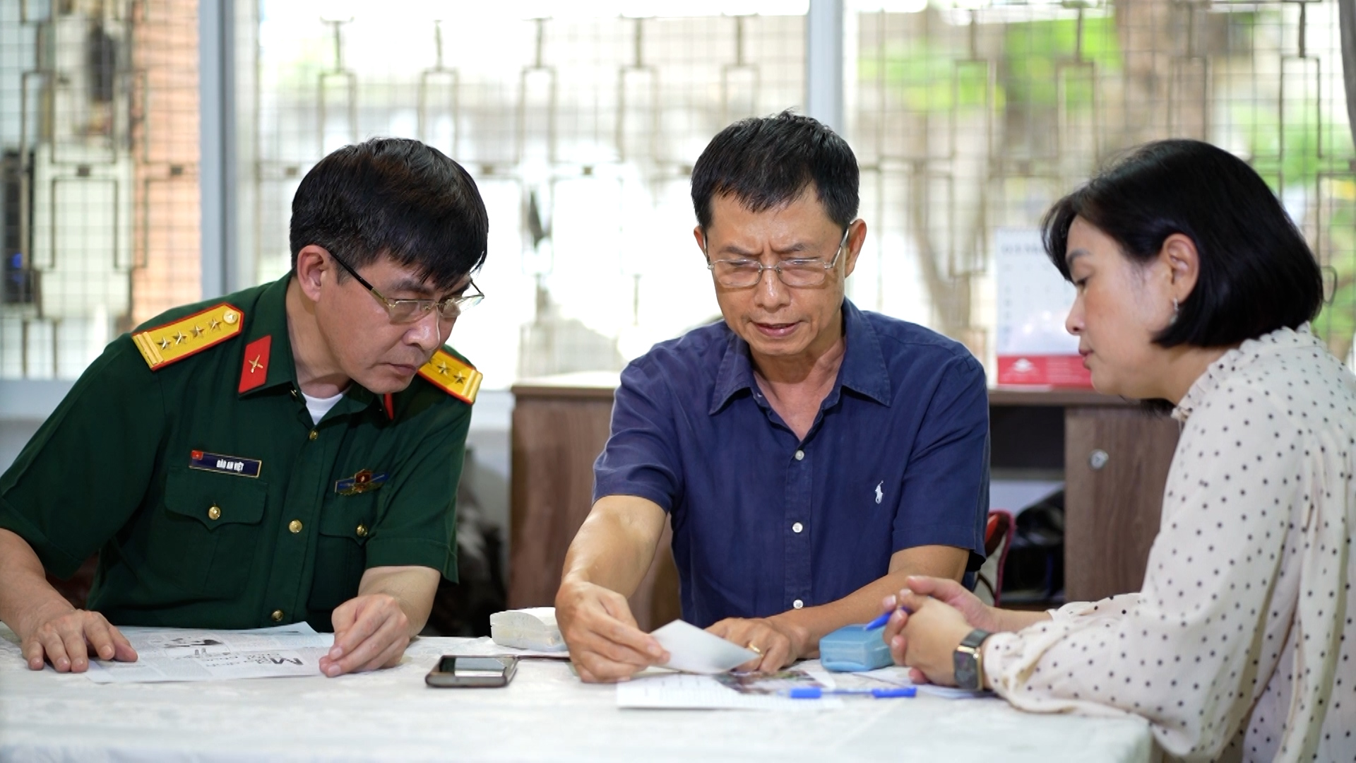 Phim tài liệu Giữa vòng vây quân thù: Khắc hoạ chân dung nhà tình báo huyền thoại Phạm Ngọc Thảo - Ảnh 8. Phim tài liệu Giữa vòng vây quân thù: Khắc hoạ chân dung nhà tình báo huyền thoại Phạm Ngọc Thảo - Ảnh 8.