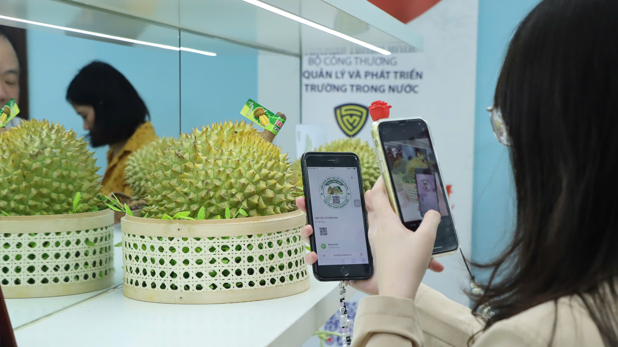  Người tiêu dùng dễ dàng nhận diện trái cây Việt ‘chuẩn’ chỉ bằng một thao tác trên điện thoại - Ảnh 7.
