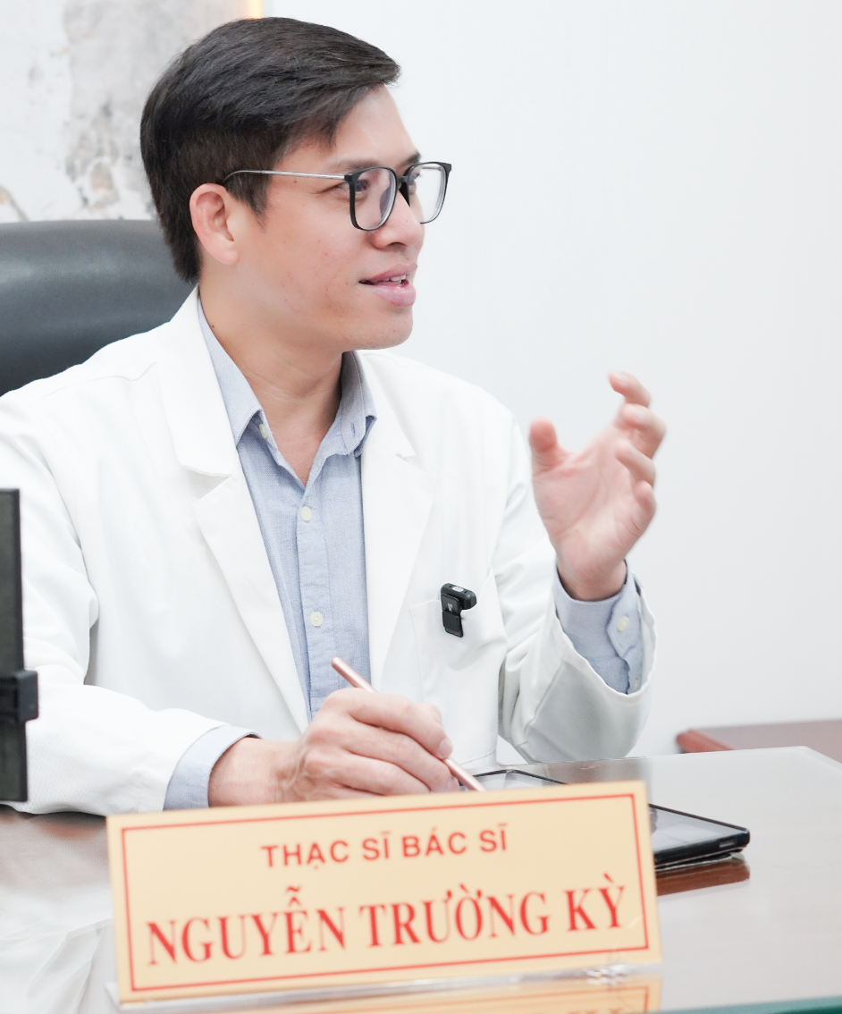 Bác sĩ Kỳ Y Dược: Kinh nghiệm và cái tâm trong nghề - Ảnh 1. Bác sĩ Kỳ Y Dược: Kinh nghiệm và cái tâm trong nghề - Ảnh 1.