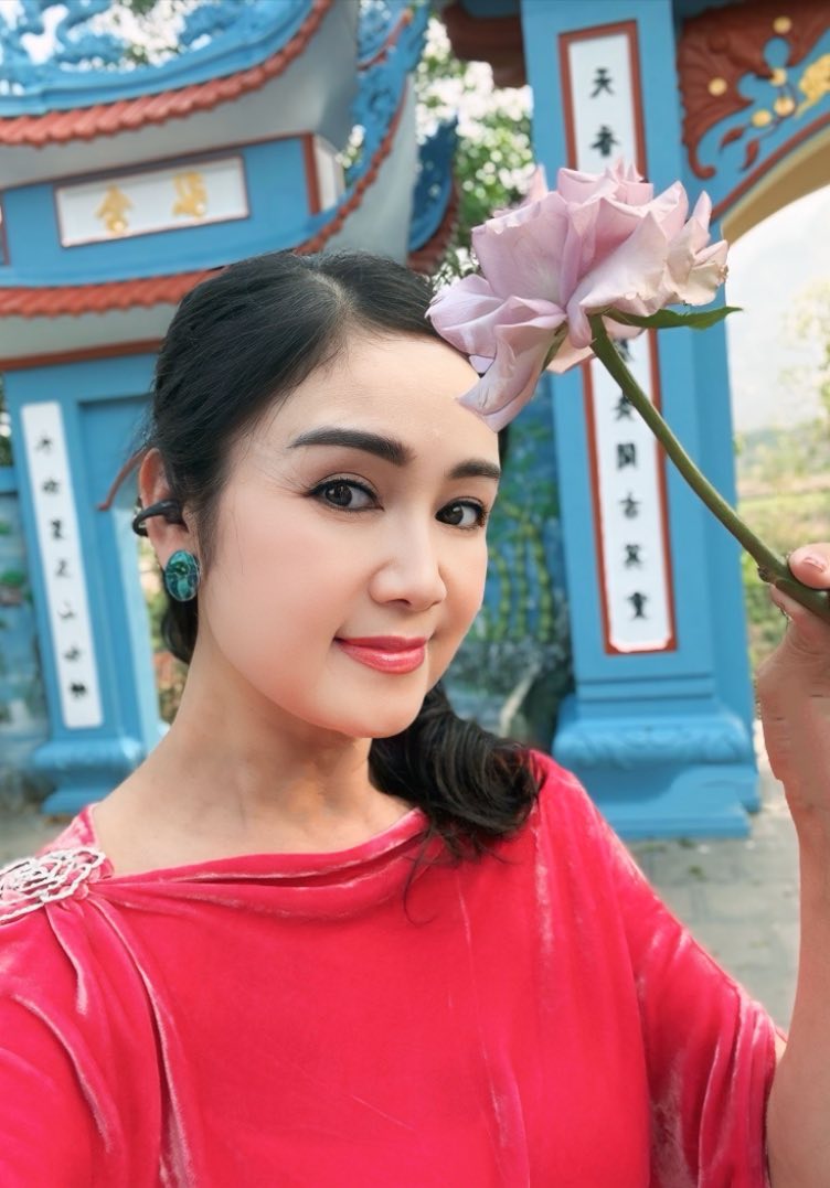Nữ NSND quê Tuyên Quang vừa đón nhận kỉ niệm chương vì sự nghiệp điện ảnh là ai?- Ảnh 8.