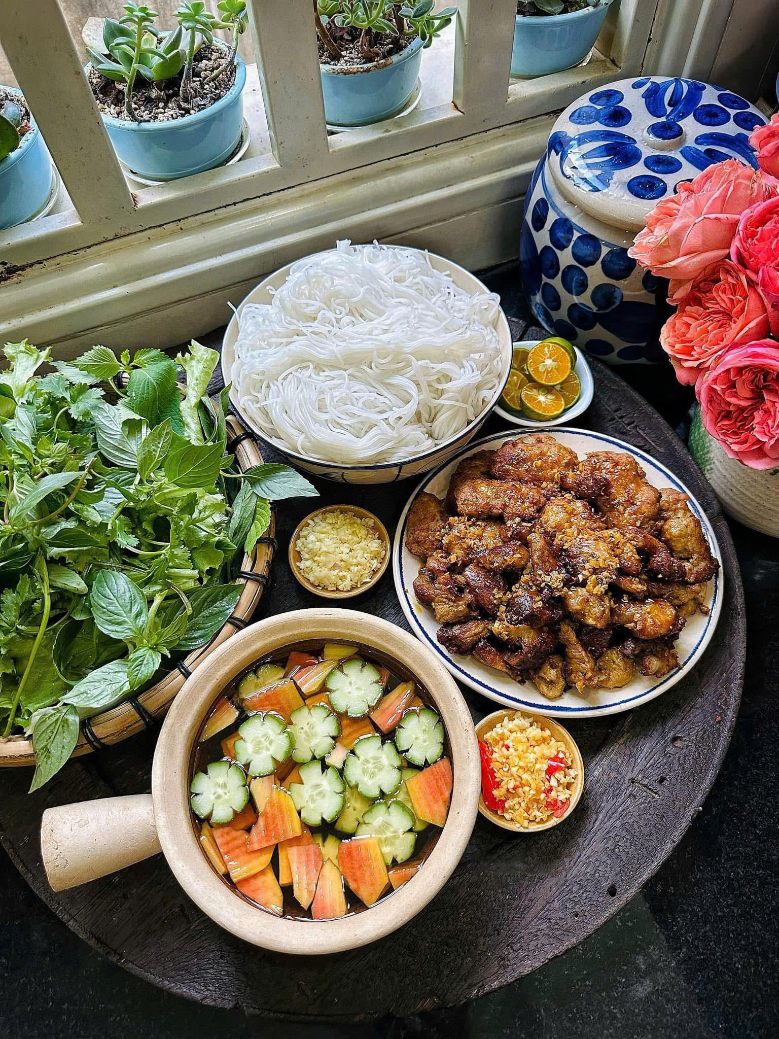 13 mâm cơm gia đình đơn giản mà ngon 'hết nước chấm', ai nhìn cũng muốn về nhà ăn cơm mẹ nấu- Ảnh 3.