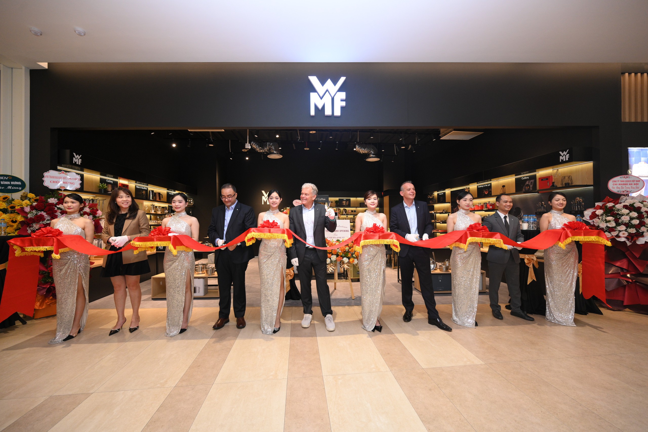 WMF khai trương Flagship Store đầu tiên tại Việt Nam: Mang trải nghiệm đồ gia dụng cao cấp chuẩn Đức đến người tiêu dùng Việt- Ảnh 4.