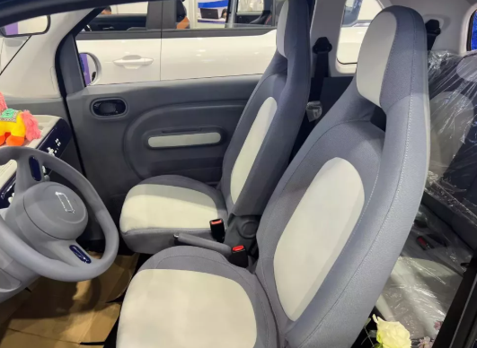 Xe ô tô giá 200 triệu đồng ở Việt Nam thiết kế đẹp mắt, rẻ hơn hẳn Kia Morning, Hyundai Grand i10, chỉ ngang Honda SH có gì đặc biệt?- Ảnh 6. Xe ô tô giá 200 triệu đồng ở Việt Nam thiết kế đẹp mắt, rẻ hơn hẳn Kia Morning, Hyundai Grand i10, chỉ ngang Honda SH có gì đặc biệt?- Ảnh 6.