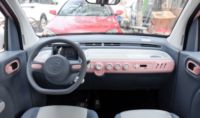 Xe ô tô giá 200 triệu đồng ở Việt Nam thiết kế đẹp mắt, rẻ hơn hẳn Kia Morning, Hyundai Grand i10, chỉ ngang Honda SH có gì đặc biệt?- Ảnh 4. Xe ô tô giá 200 triệu đồng ở Việt Nam thiết kế đẹp mắt, rẻ hơn hẳn Kia Morning, Hyundai Grand i10, chỉ ngang Honda SH có gì đặc biệt?- Ảnh 4.