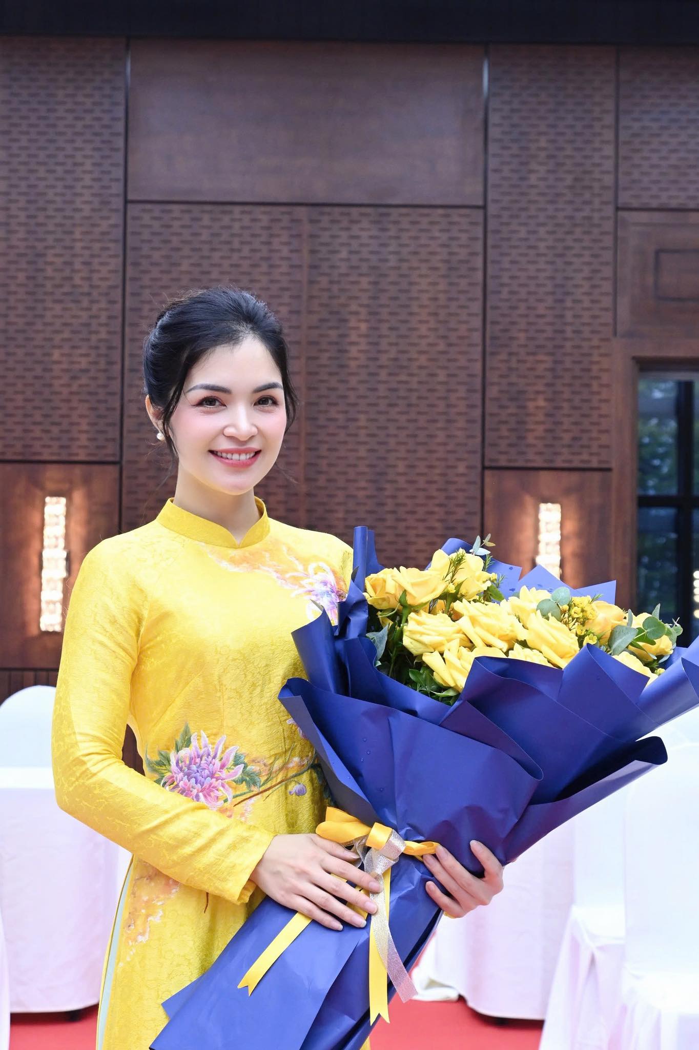 Nữ MC quê Bắc Ninh là chị gái ruột Hòa Minzy, nhan sắc 'cực phẩm', đời tư kín tiếng- Ảnh 11.