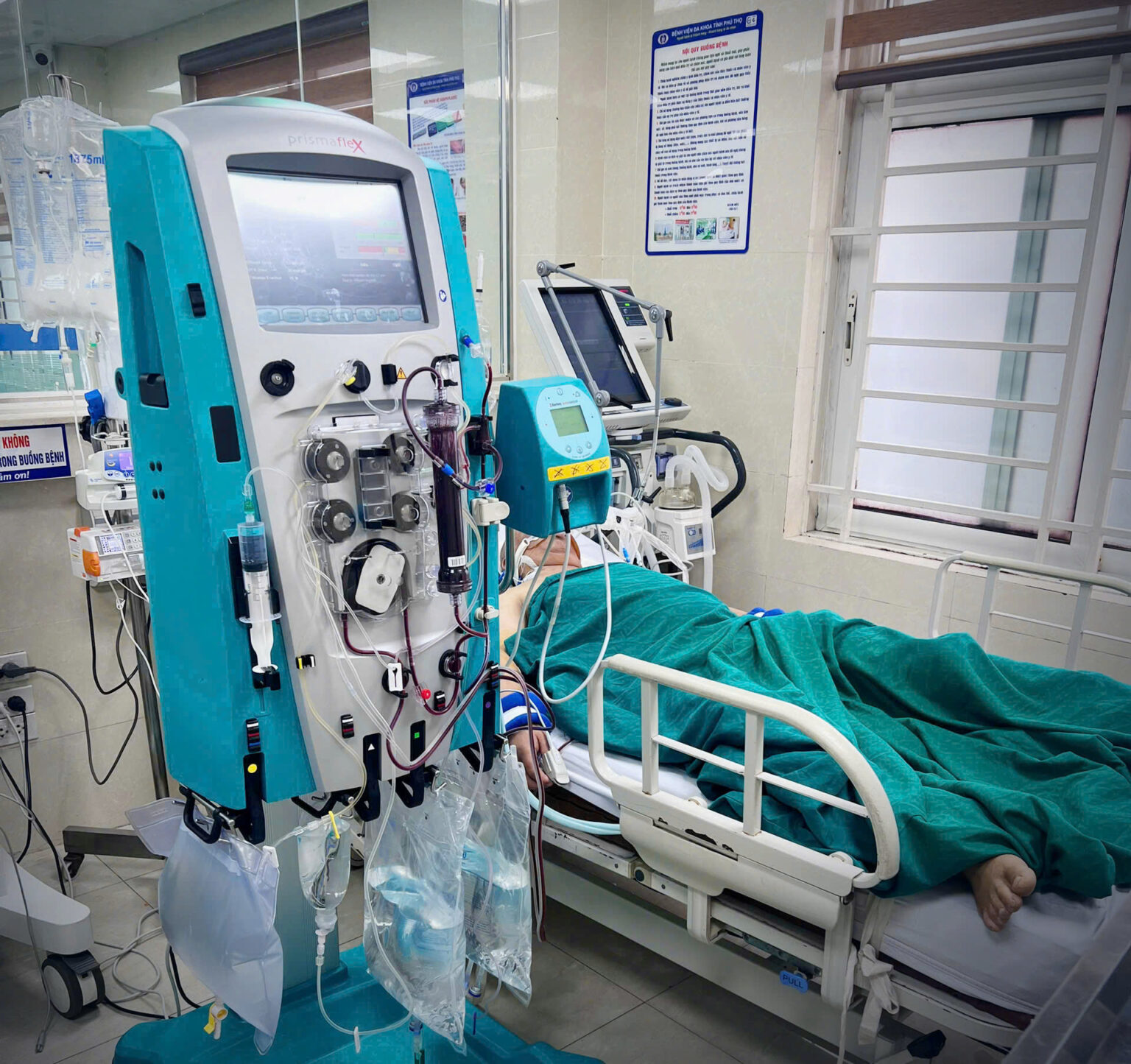 Nguy Cơ Ngộ Độc Methanol: Câu Chuyện Của Người Đàn Ông 60 Tuổi Ở Phú Thọ